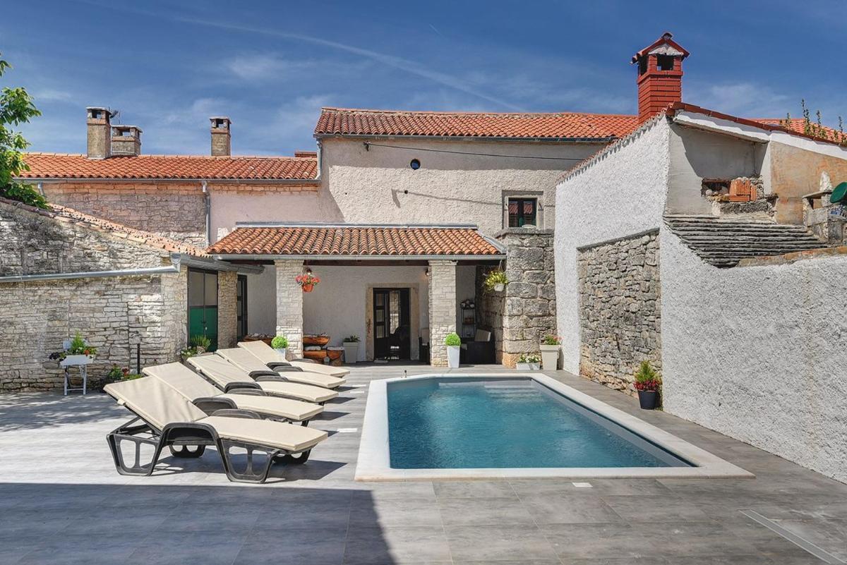 Villa Micol Gajana Exterior foto