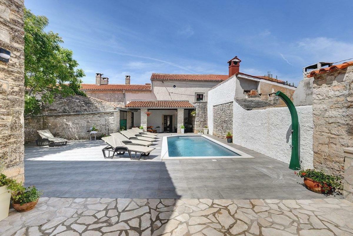Villa Micol Gajana Exterior foto